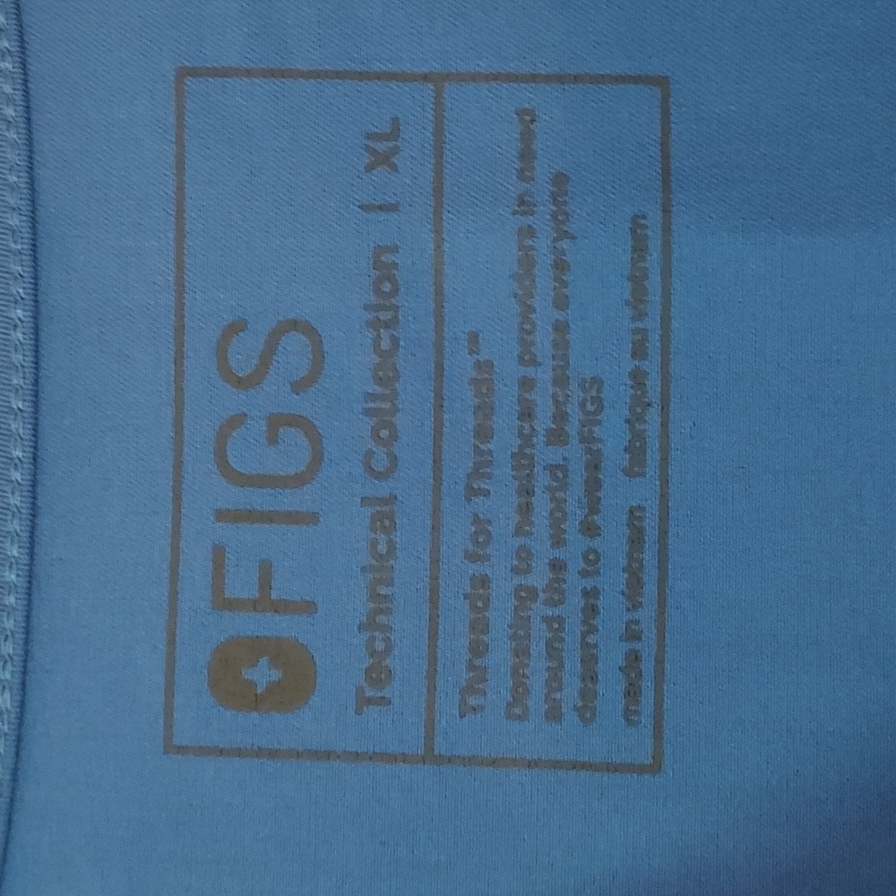 Bundle Of 2    Blue V-Neck Scrub Top - Picture 6 of 10